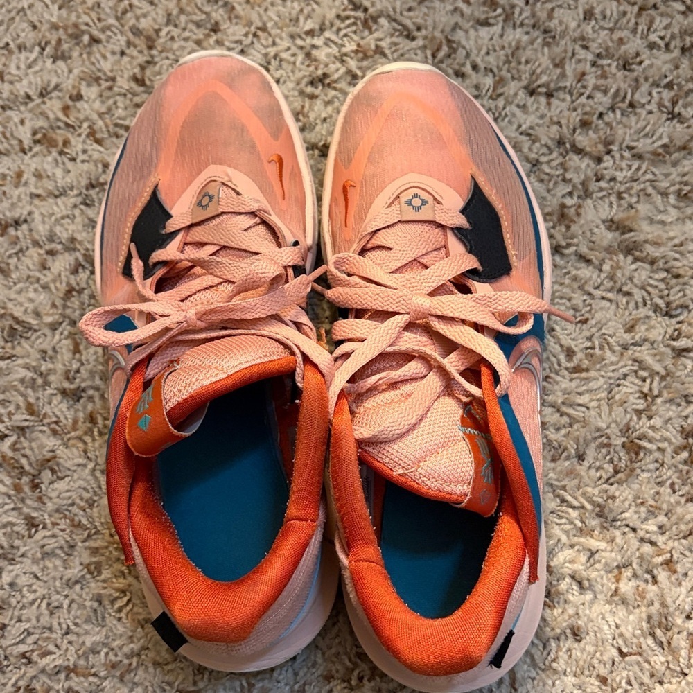 Nike Kyrie Low 5 Women’s Sneakers size 8 - Picture 8 of 8